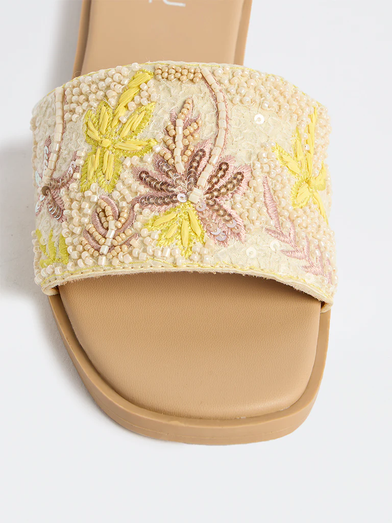 LUNA BLU Blush Pink Floral Embellished Slides - Image 3