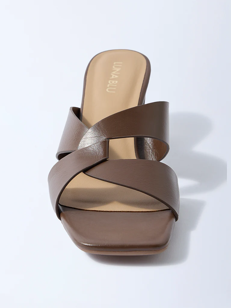 LUNA BLU Brown Block-Heel Sandals - Image 3