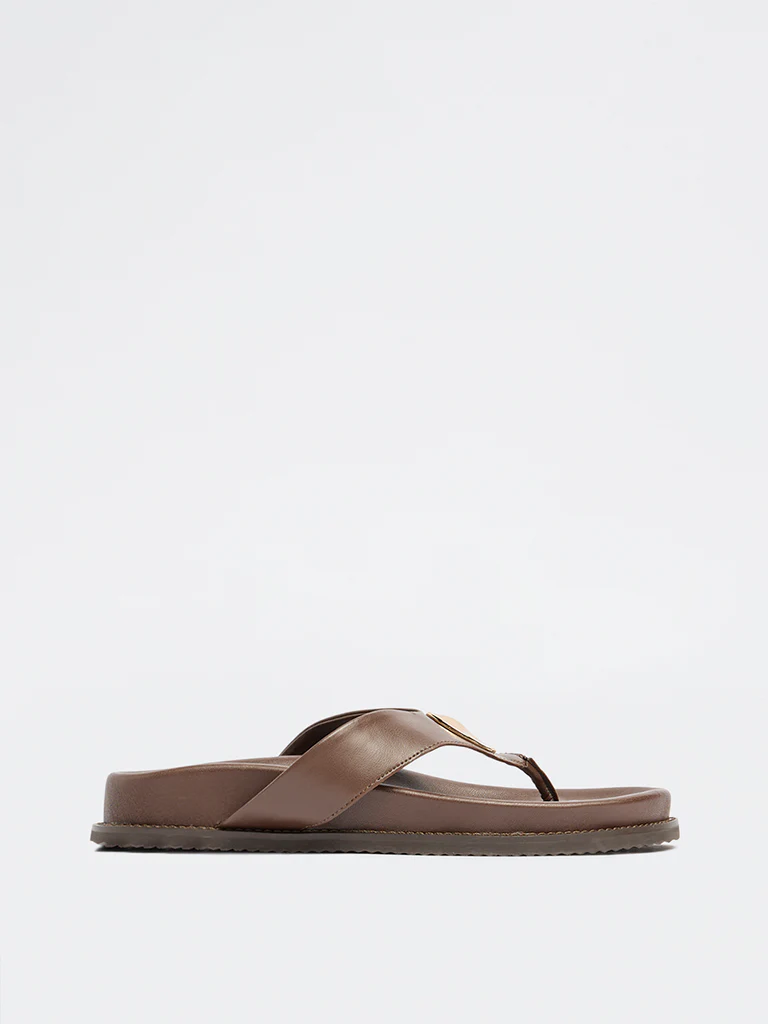 LUNA BLU Brown Metal-Detail Thong Strap Sandals
