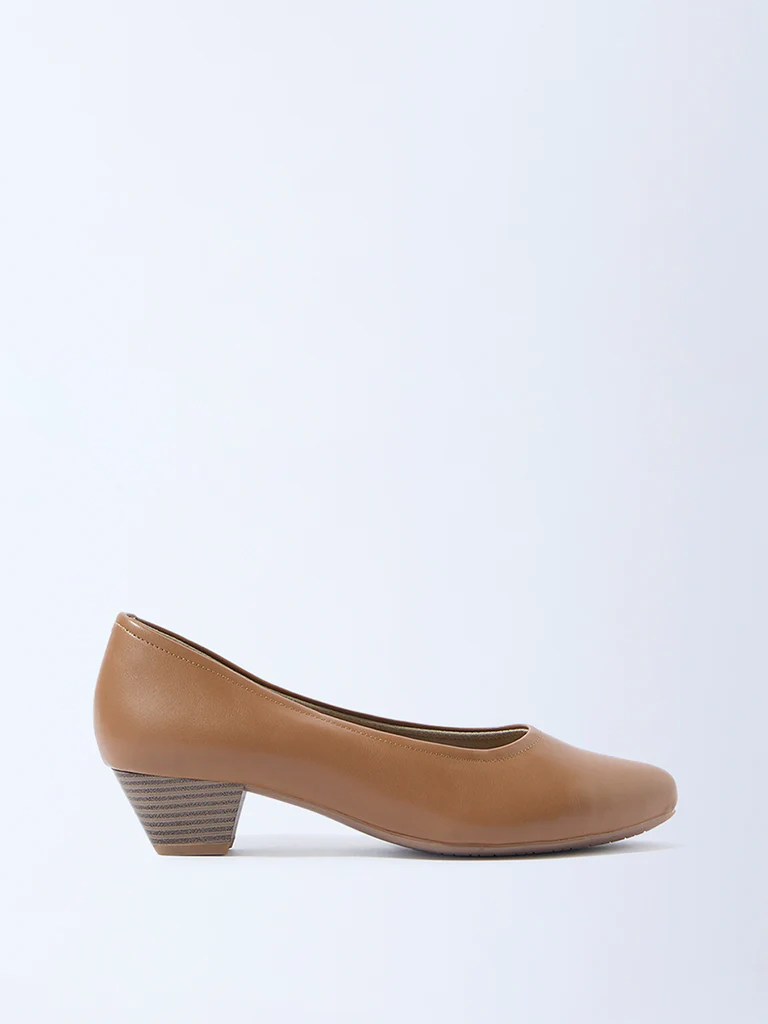 LUNA BLU Brown Solid Pump Shoes
