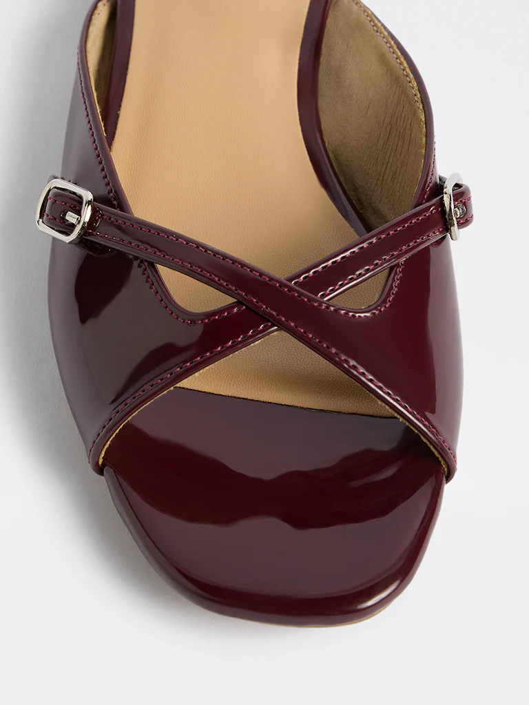 LUNA BLU Burgundy Buckle Detailed Sandals - Image 3