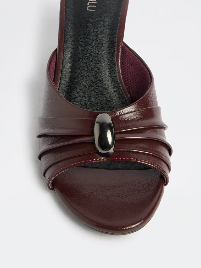 LUNA BLU Burgundy Metallic Design Wedge Sandals - Image 3