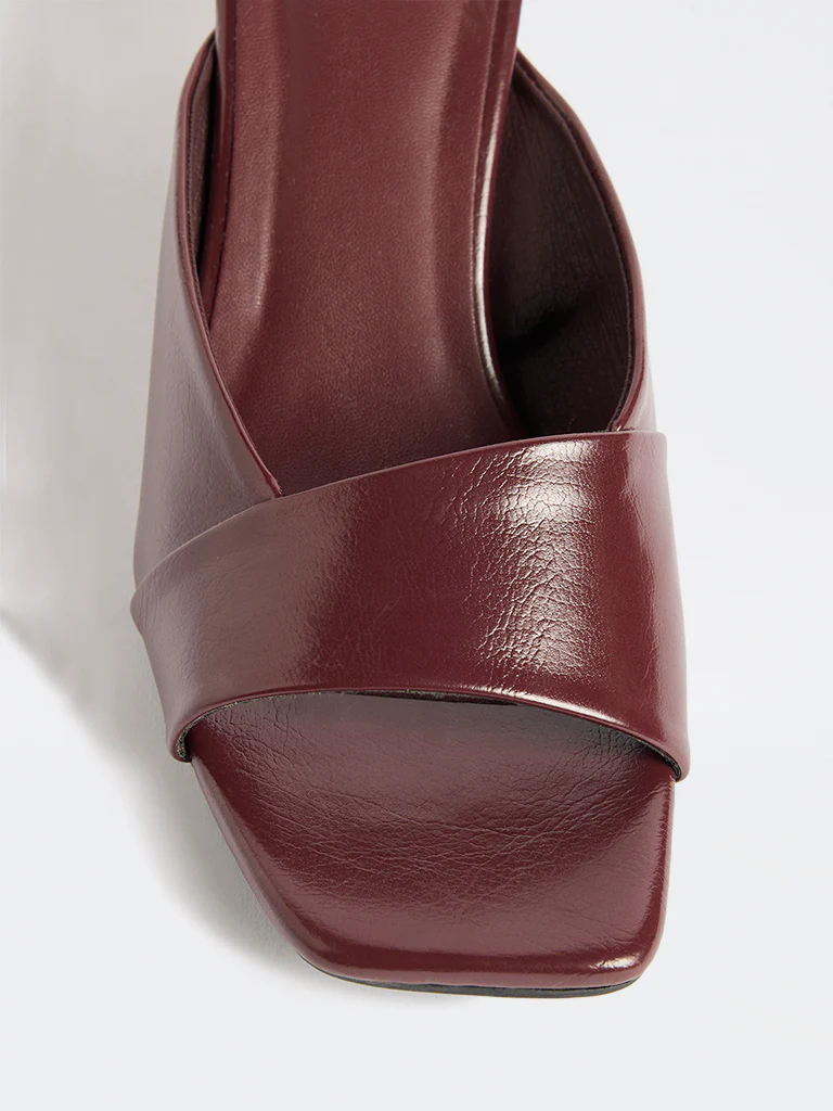 LUNA BLU Burgundy Mule-Heel Sandals - Image 4