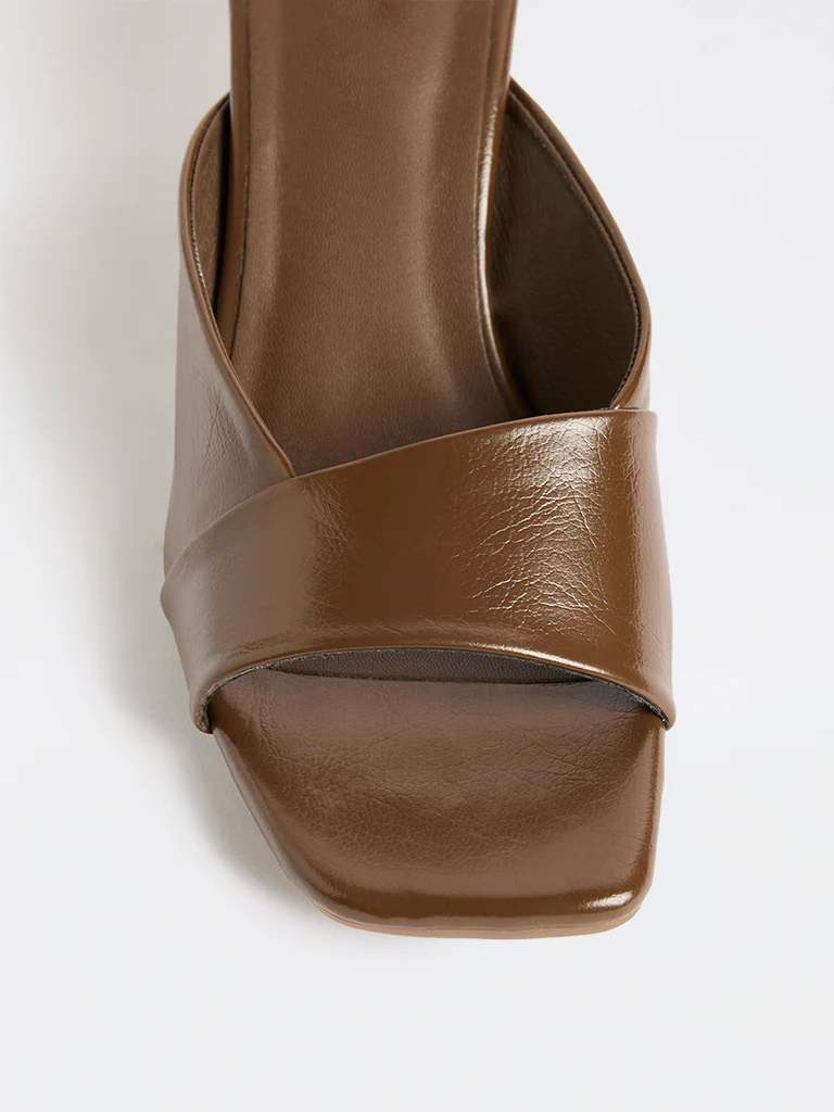 LUNA BLU Dark Brown Mule-Heel Sandals - Image 4