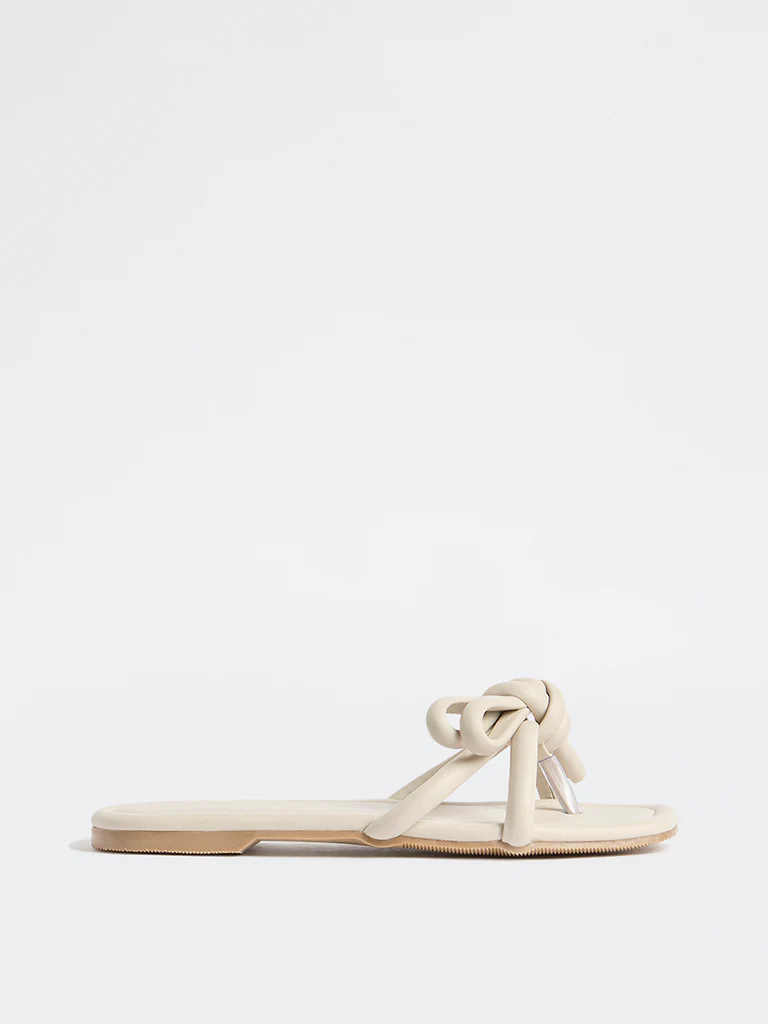 LUNA BLU Ivory Bow-Design Puffed Slides - Image 2