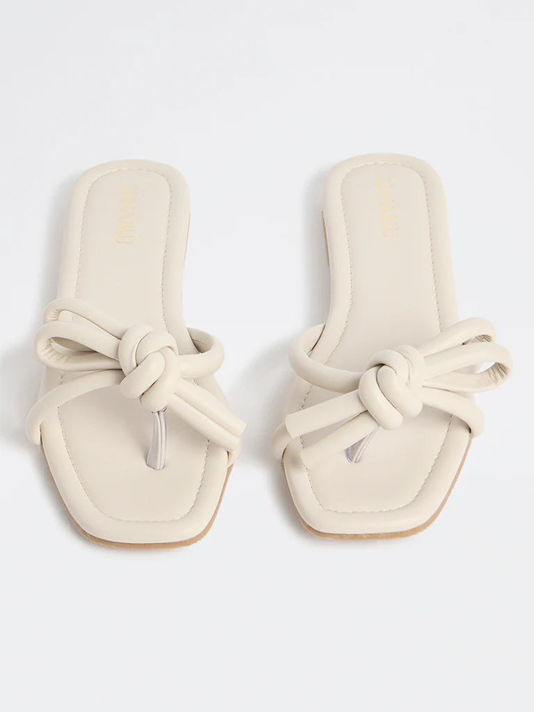 LUNA BLU Ivory Bow-Design Puffed Slides - Image 3
