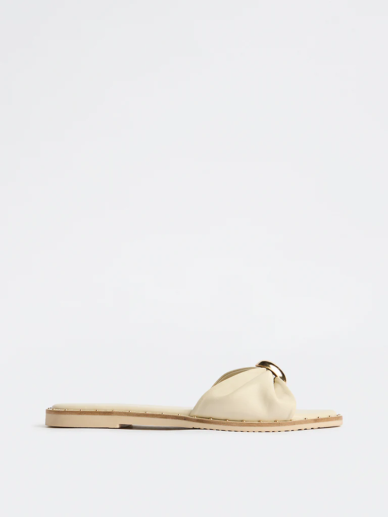 LUNA BLU Ivory Bow-Design Slides
