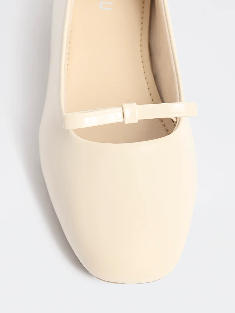 LUNA BLU Ivory Bow-Detailed Ballerina - Image 3