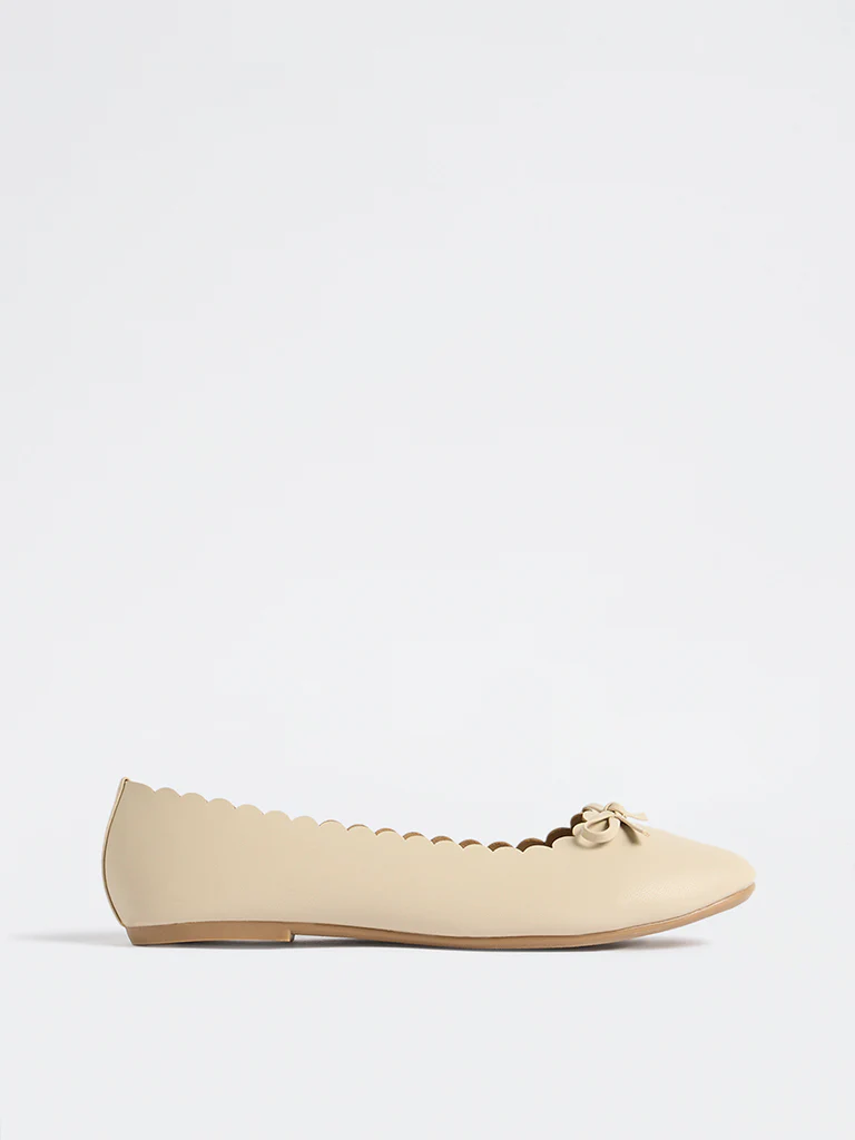 LUNA BLU Ivory Bow-Detailed Ballerinas - Image 3