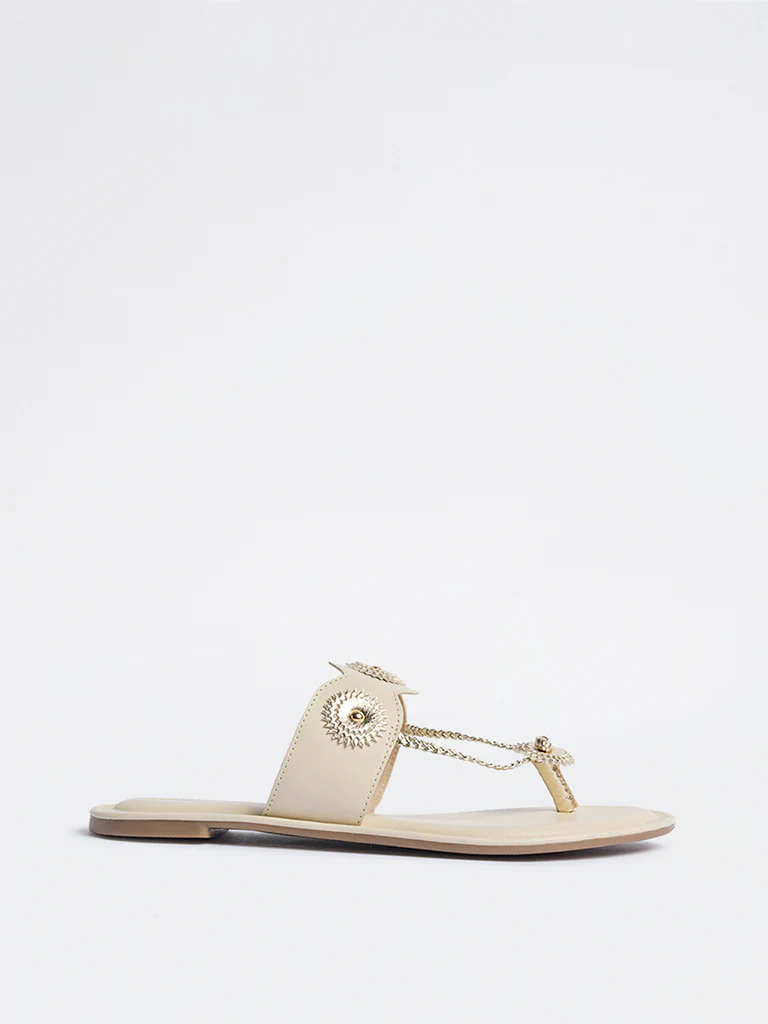 LUNA BLU Ivory Braided Kolhapuri Sandals - Image 2