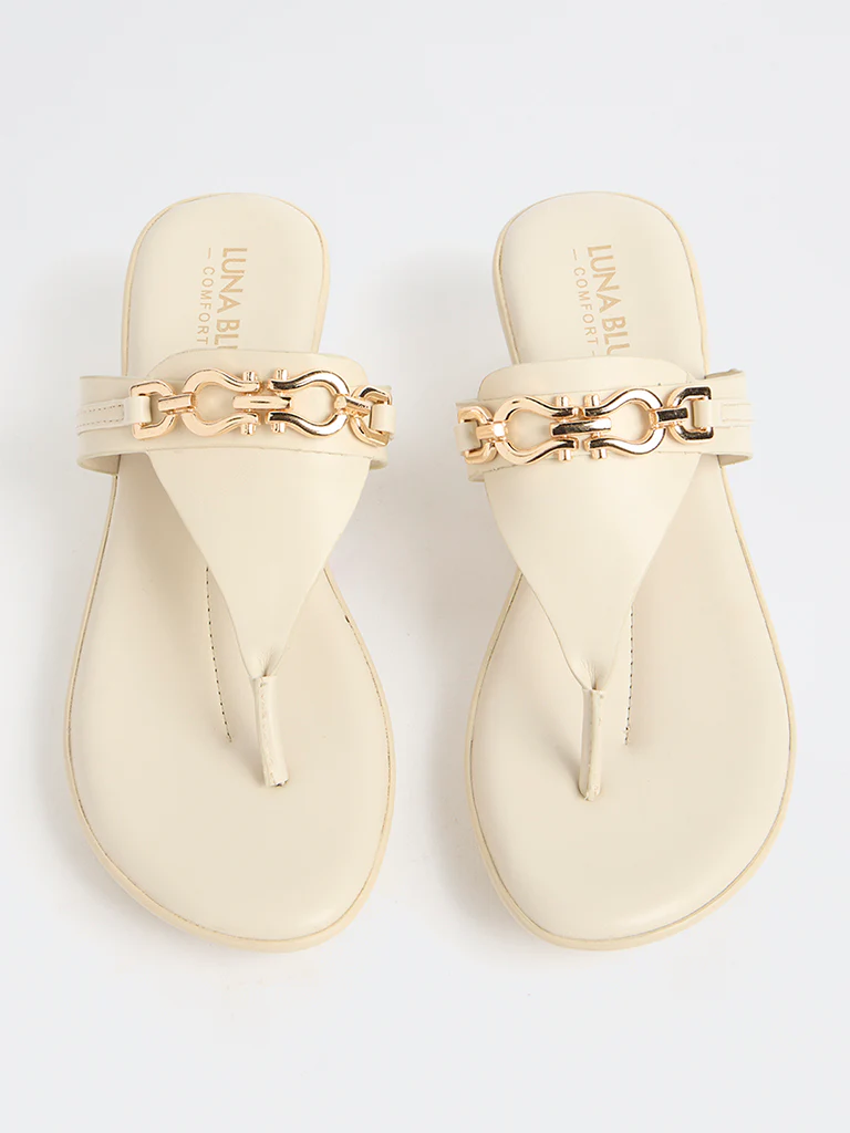LUNA BLU Ivory Chain-Detailed Comfort Sandals - Image 3