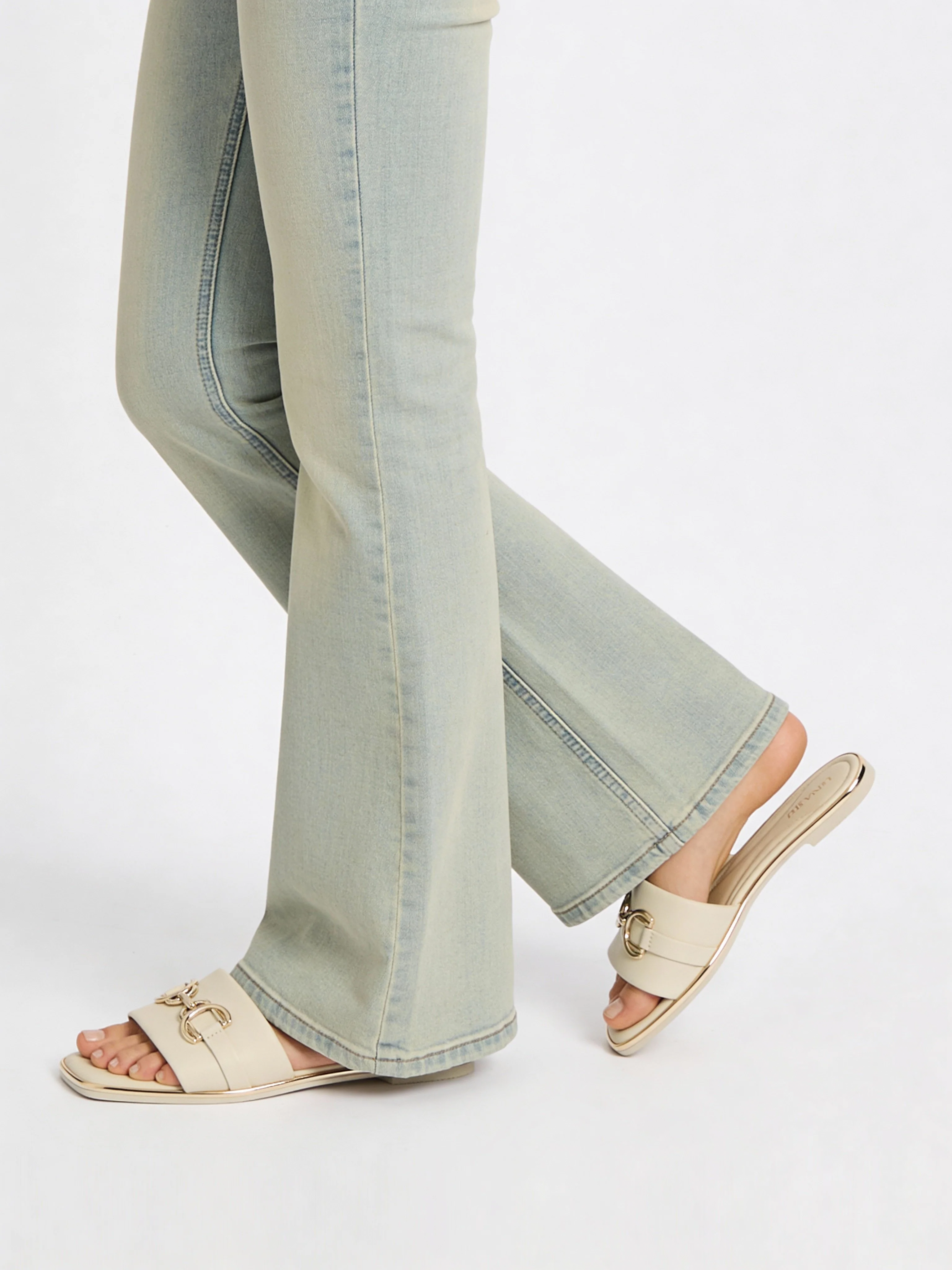 LUNA BLU Ivory Metallic Detailed Slides