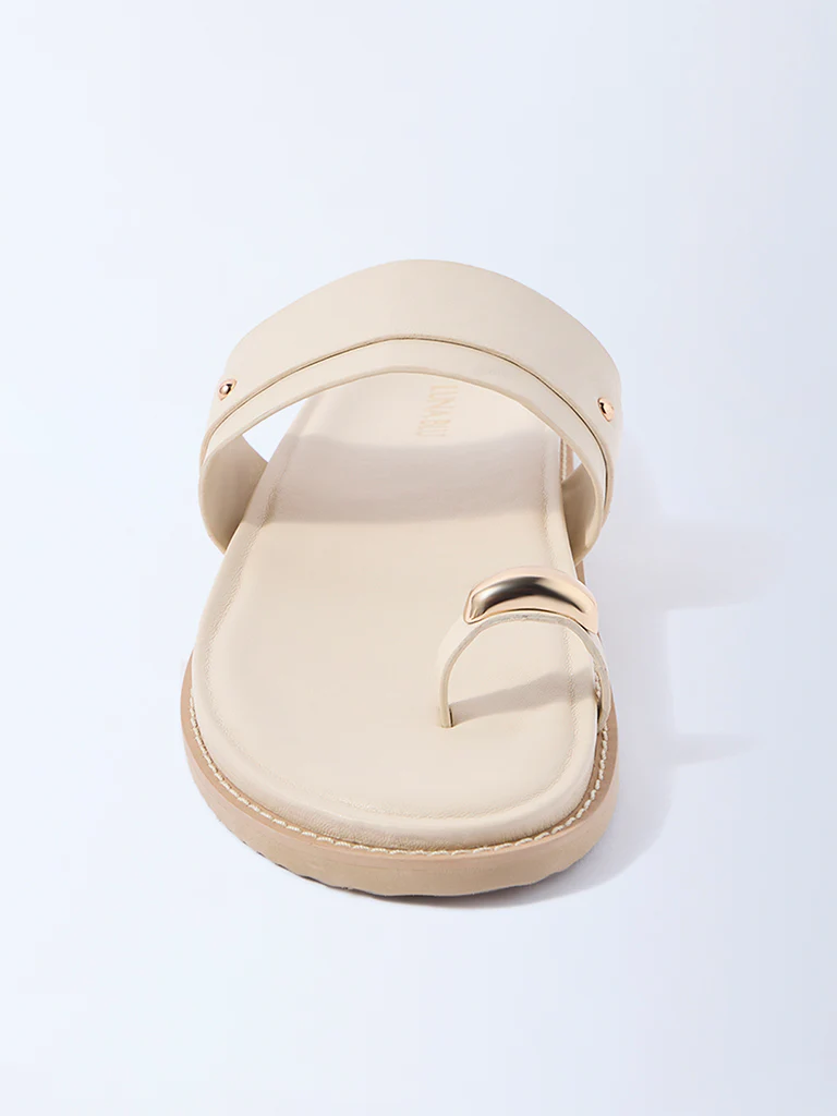 LUNA BLU Ivory Metallic Toe-Ring Comfort Sandals - Image 4