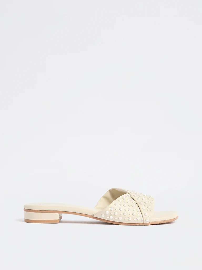 LUNA BLU Ivory Pearl-Detailed Slides - Image 2