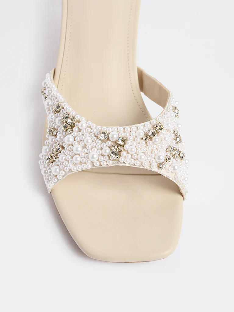 LUNA BLU Ivory Pearl Embellished Sandals - Image 4