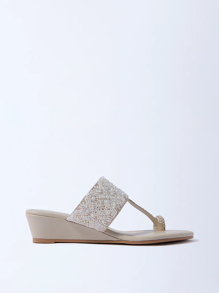 LUNA BLU Ivory Pearlescent Kolhapuri Wedge Sandals - Image 2