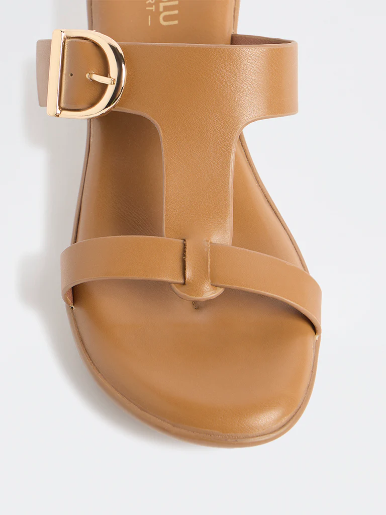 LUNA BLU Tan Buckle-Detail Wedge-Heel Sandals - Image 4