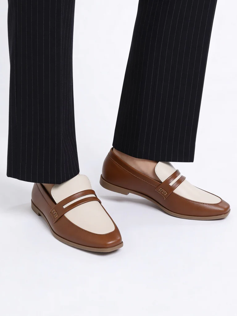 LUNA BLU Tan Color-Blocked Saddle Loafers - Image 3