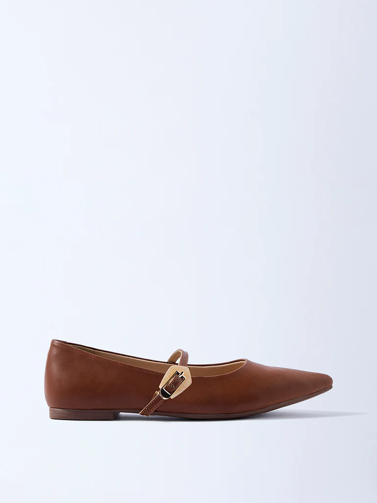 LUNA BLU Tan Mary Jane Shoes