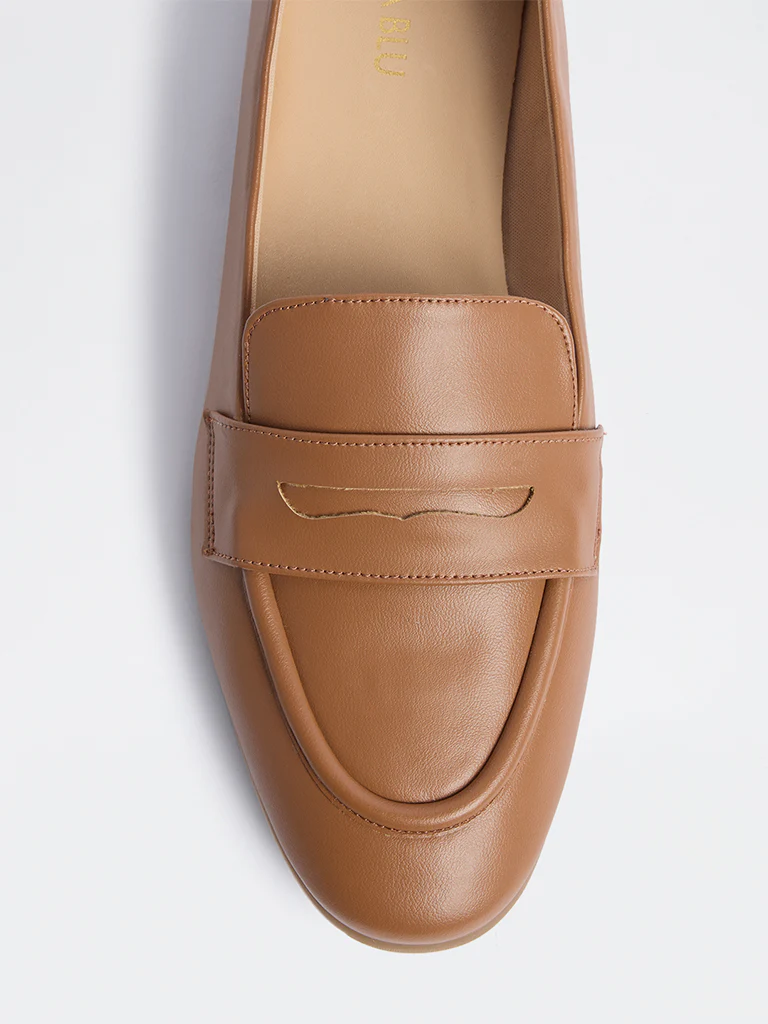 LUNA BLU Tan Saddle Loafers - Image 4