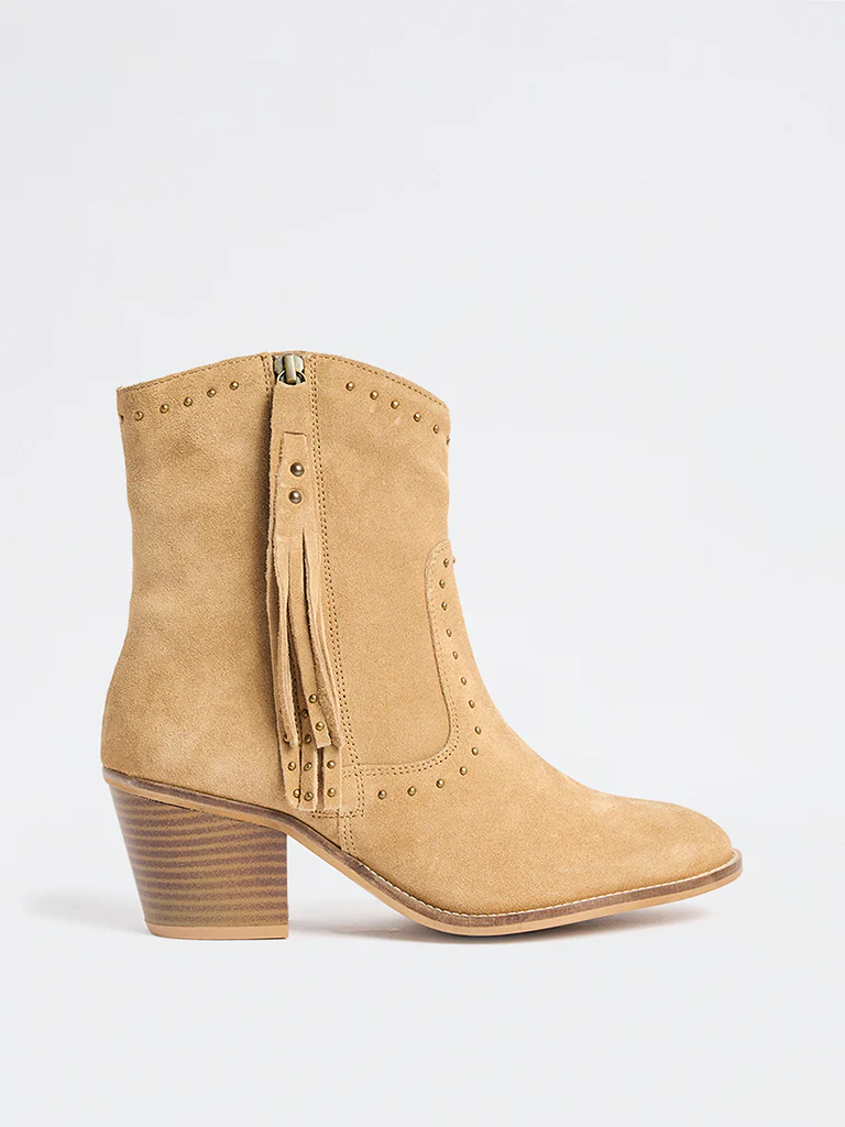LUNA BLU Tan Studded Suede Boots