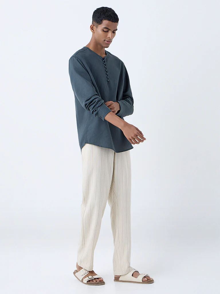 Mens Ethnicwear Dark Teal Relaxed-Fit Cotton-Blend Short Kurta - Image 2