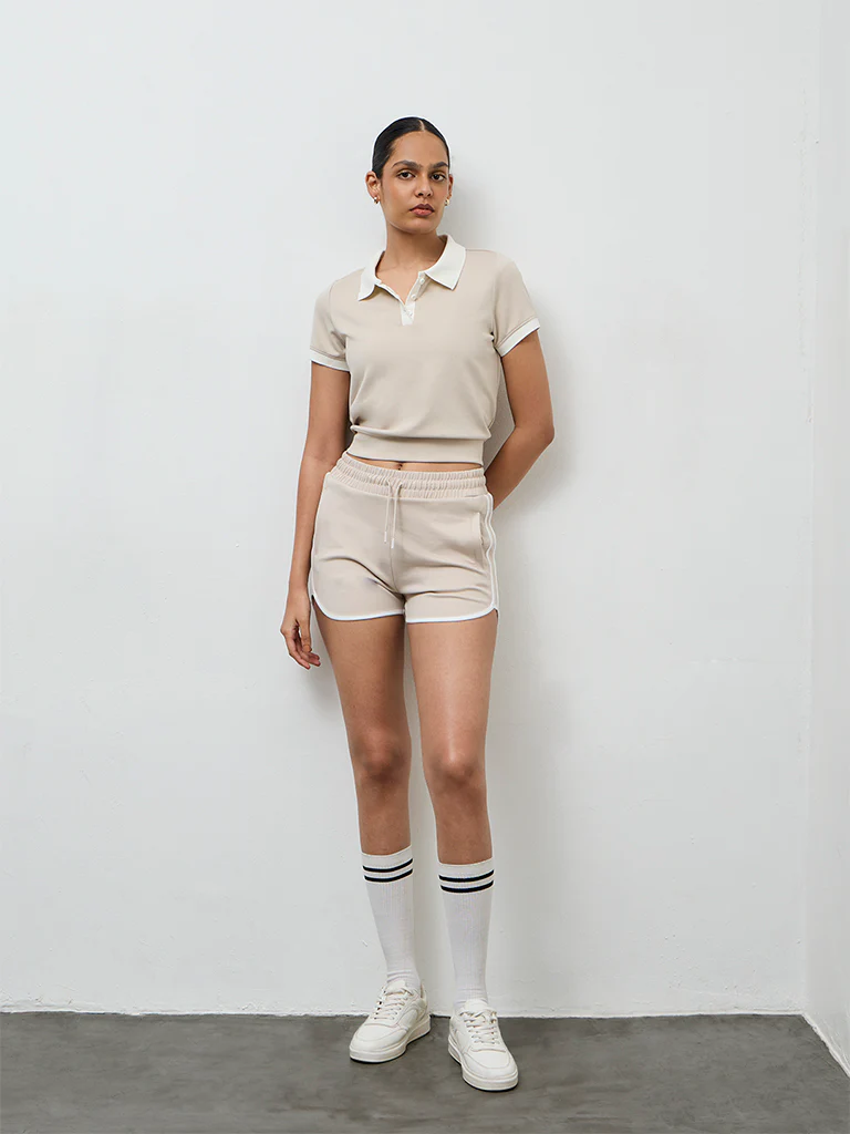 Nuoflexx Beige Striped High-Rise Shorts