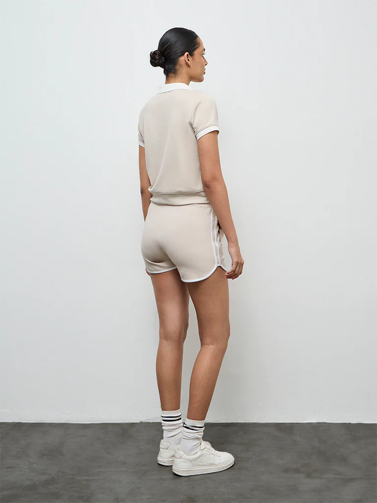Nuoflexx Beige Striped High-Rise Shorts - Image 4