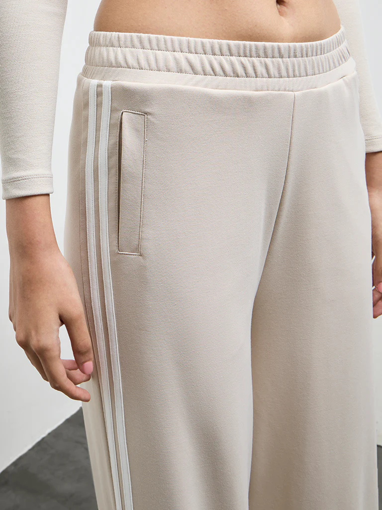 Nuoflexx Beige Striped High-Rise Track Pants - Image 3