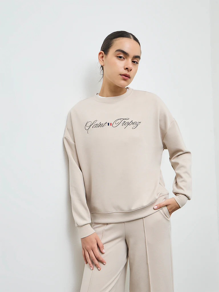 Nuoflexx Beige Text Detail Sweatshirt