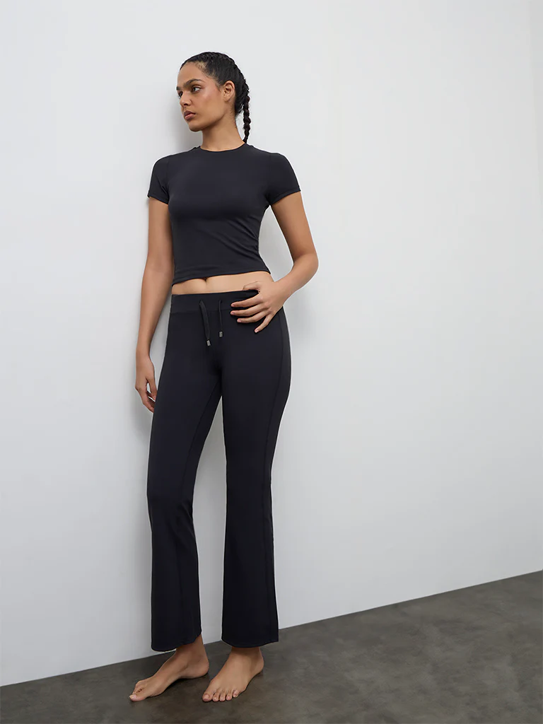 Nuoflexx Black High-Rise Track Pants