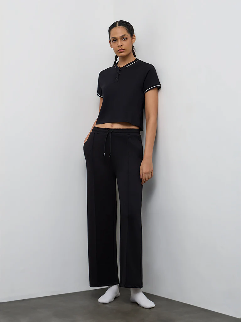Nuoflexx Black High-Rise Track Pants