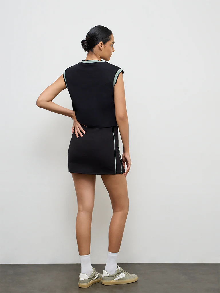 Nuoflexx Black Pipeline-Detailed High-Rise Skirt - Image 4