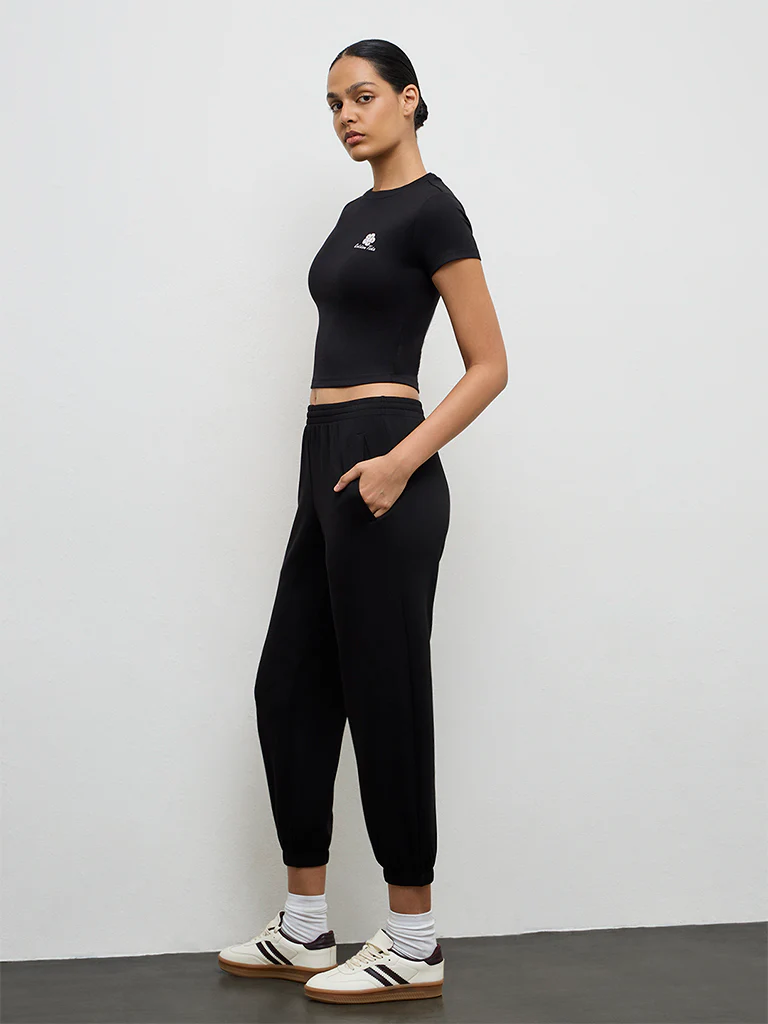 Nuoflexx Black Printed T-Shirt