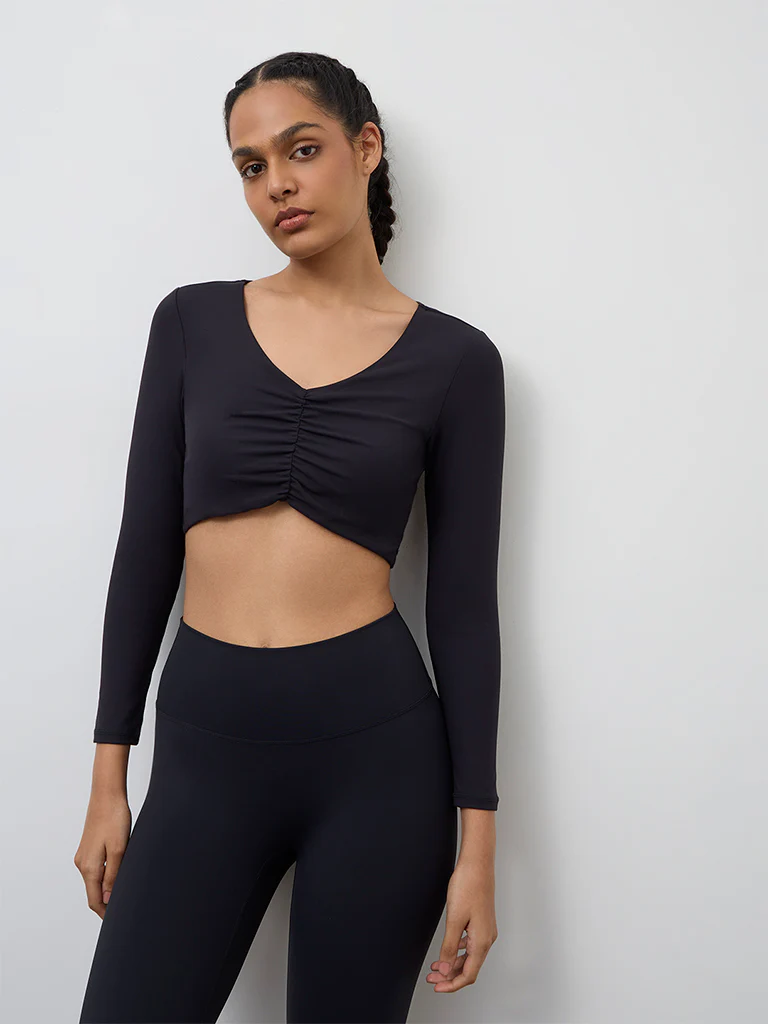 Nuoflexx Black Ruched Top