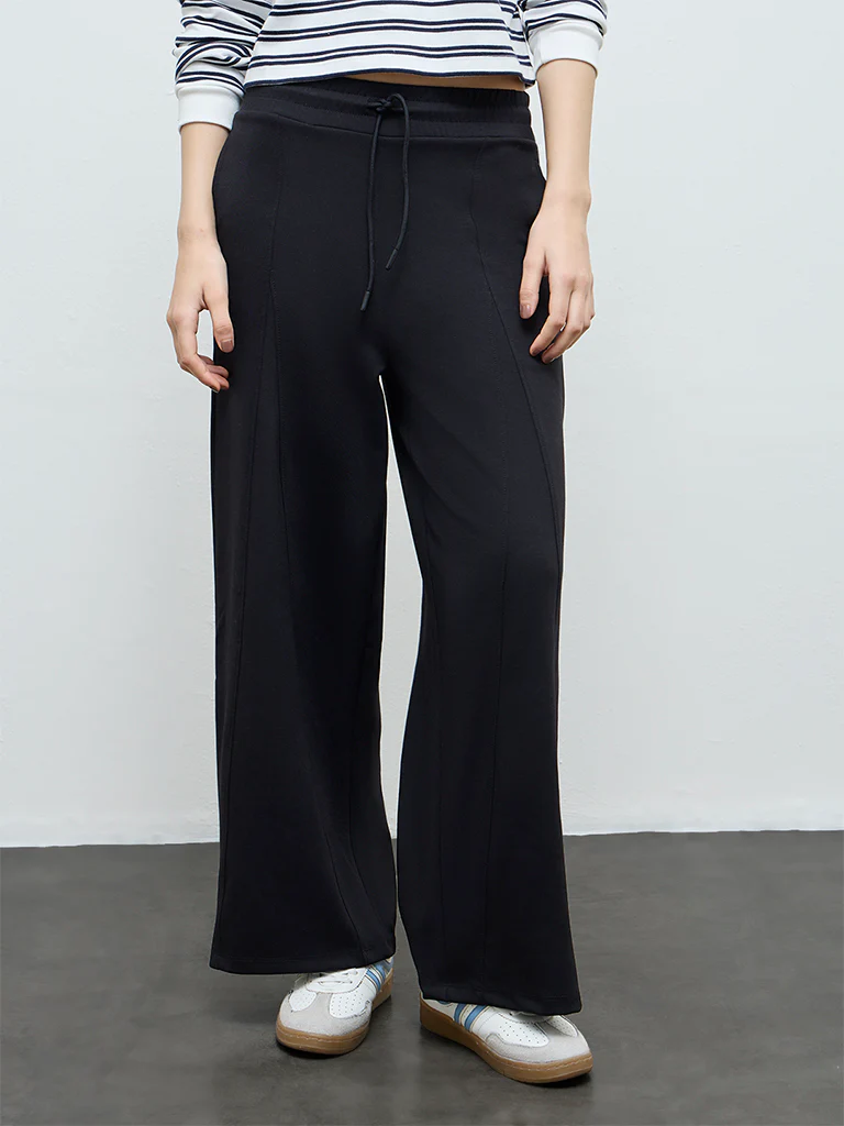 Nuoflexx Black Solid High-Rise Track Pants - Image 2