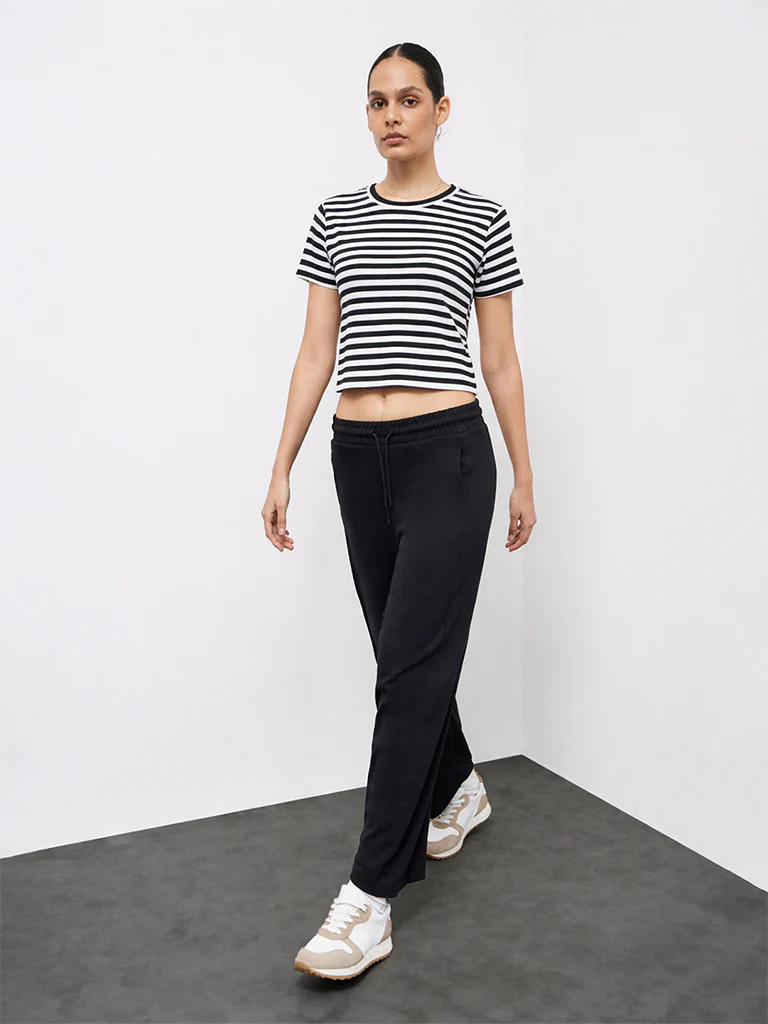 Nuoflexx Black Striped Cotton-Blend T-Shirt - Image 2
