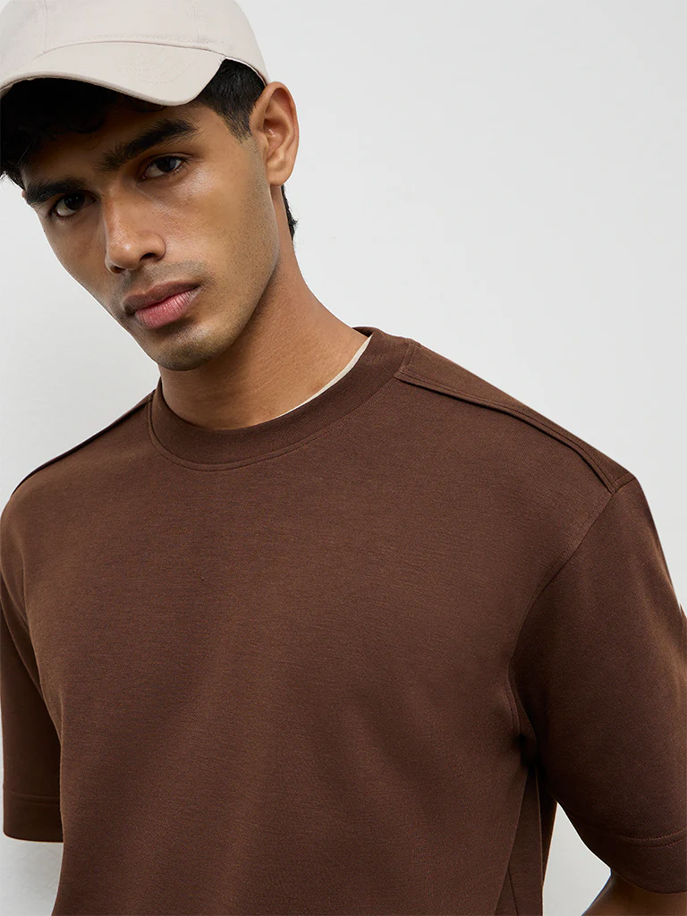 Nuoflexx Brown Relaxed-Fit T-Shirt - Image 4