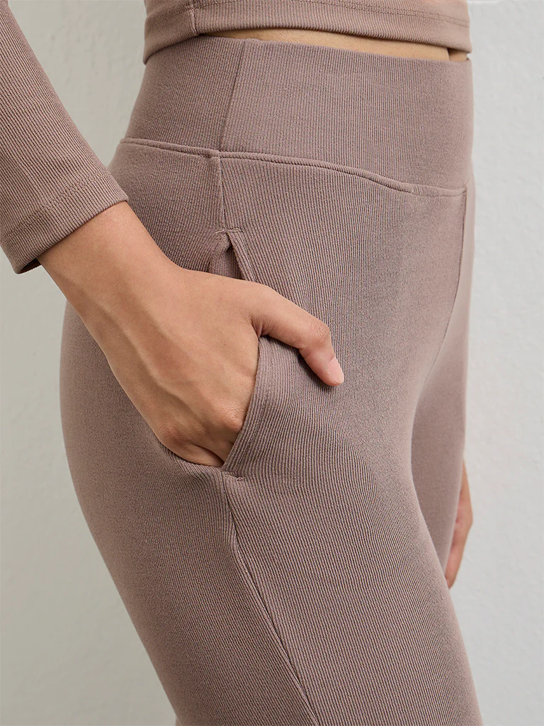 Nuoflexx Brown Ribbed High-Rise Yoga Pants - Image 3