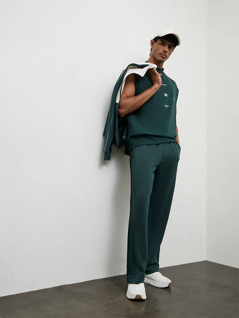 Nuoflexx Green Relaxed Fit Mid-Rise Cotton-Blend Track Pants