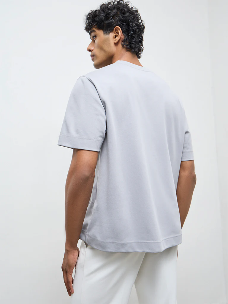 Nuoflexx Grey Typographic Relaxed-Fit Cotton-Blend T-Shirt - Image 5