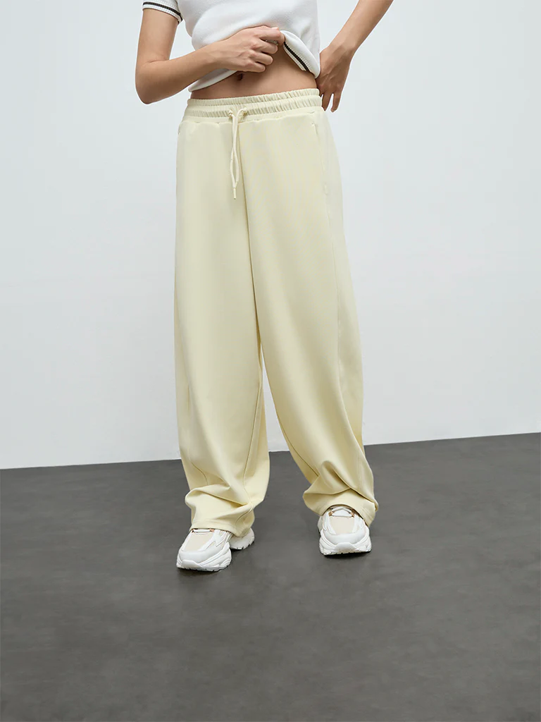 Nuoflexx Light Yellow High-Rise Pants - Image 2