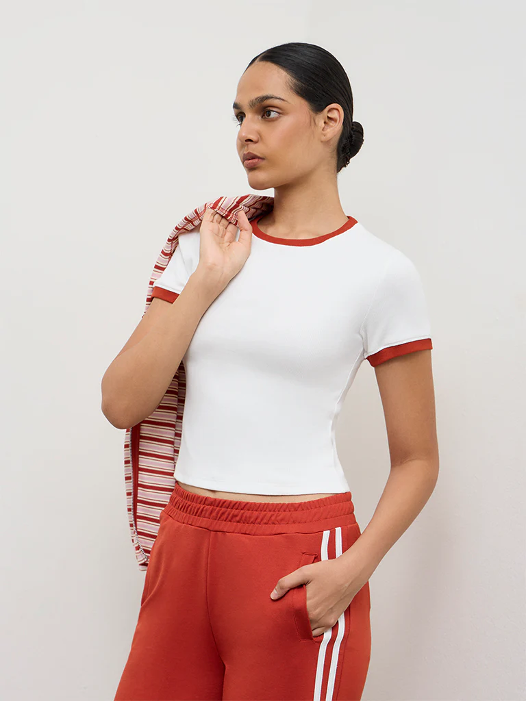 Nuoflexx Off-White Cotton-Blend T-Shirt