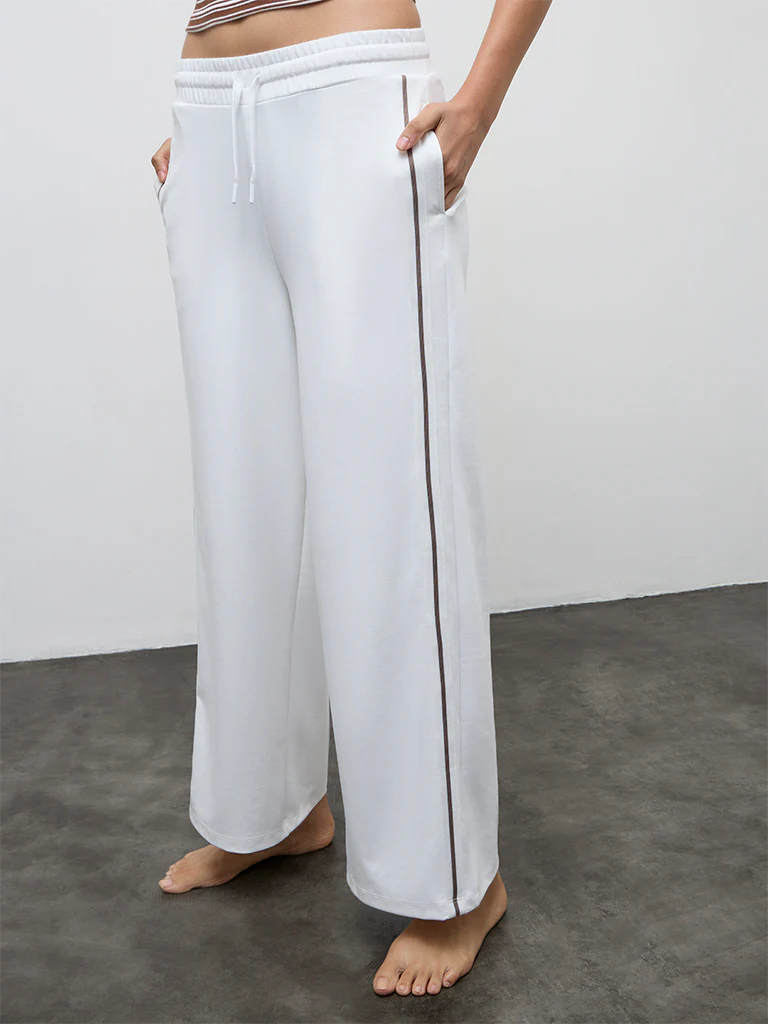Nuoflexx Off-White High-Rise Track Pants - Image 2