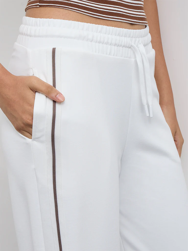 Nuoflexx Off-White High-Rise Track Pants - Image 3