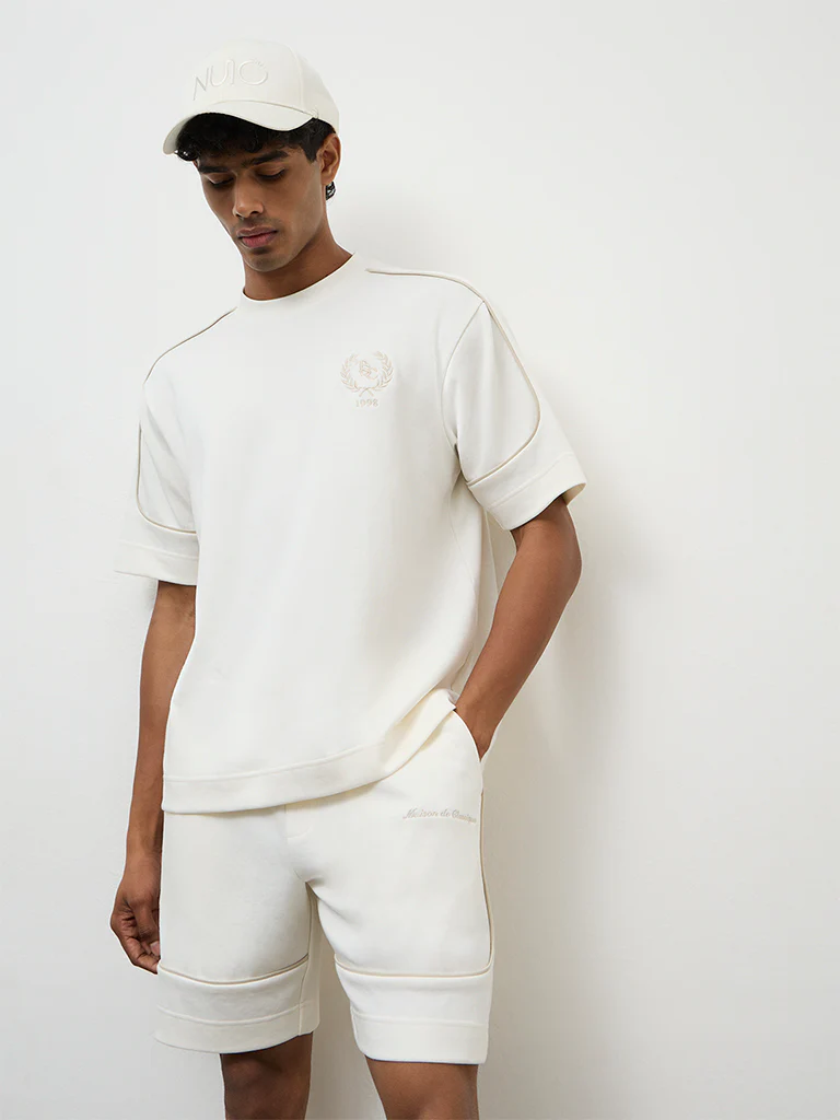 Nuoflexx Off-White Text-Design Relaxed Fit Cotton-Blend T-Shirt