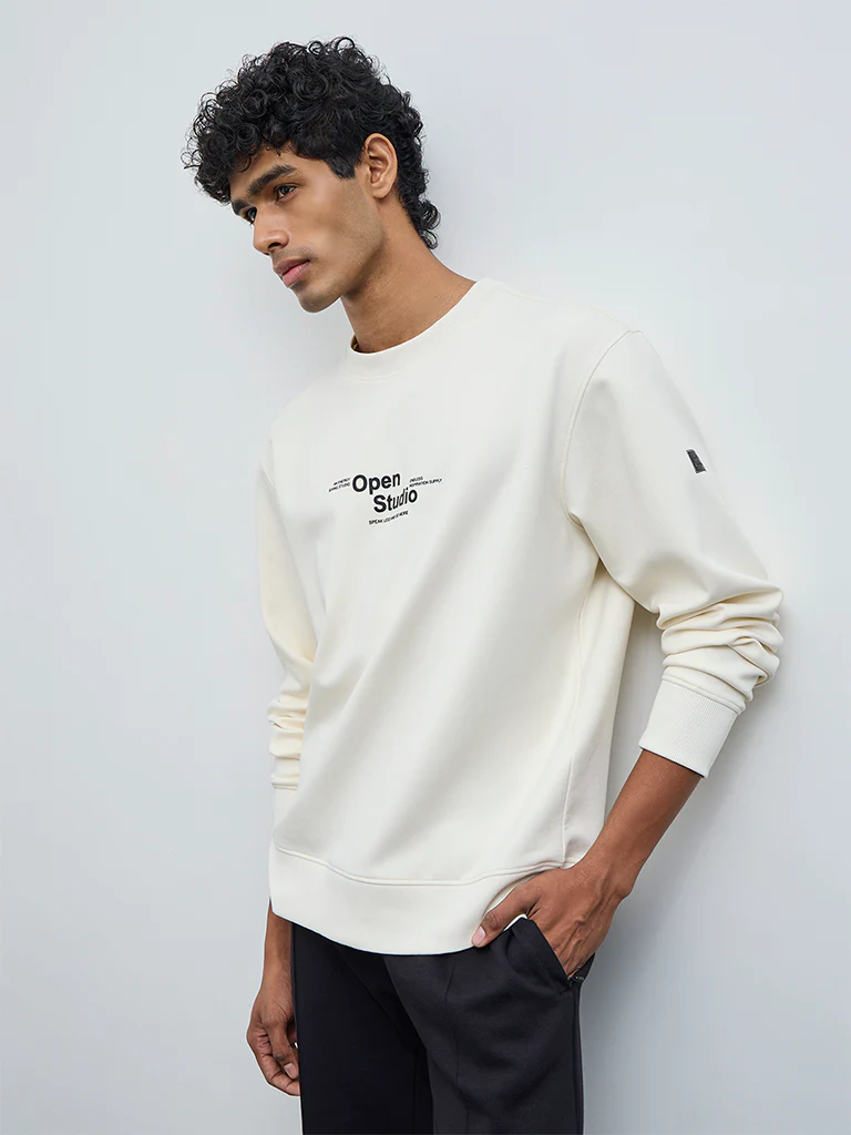 Nuoflexx Off-White Text-Printed Cotton-Blend Relaxed-Fit Sweatshirt - Image 2