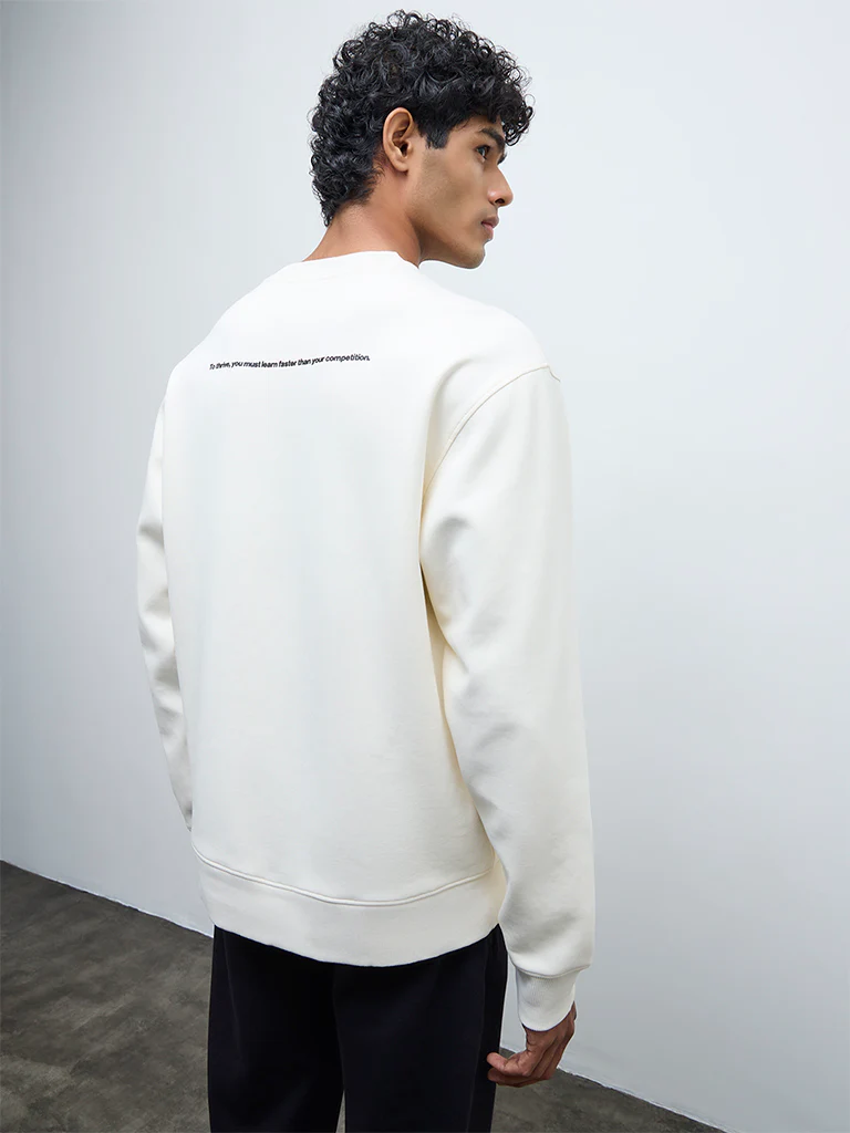 Nuoflexx Off-White Text-Printed Cotton-Blend Relaxed-Fit Sweatshirt - Image 4