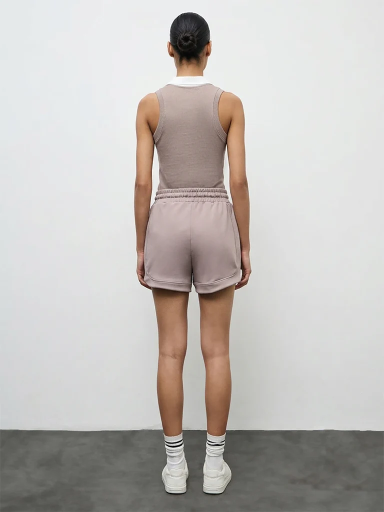 Nuoflexx Taupe High-Rise Shorts - Image 4
