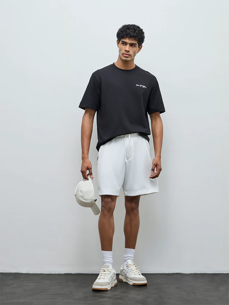 Nuoflexx White Relaxed-Fit Mid-Rise Shorts